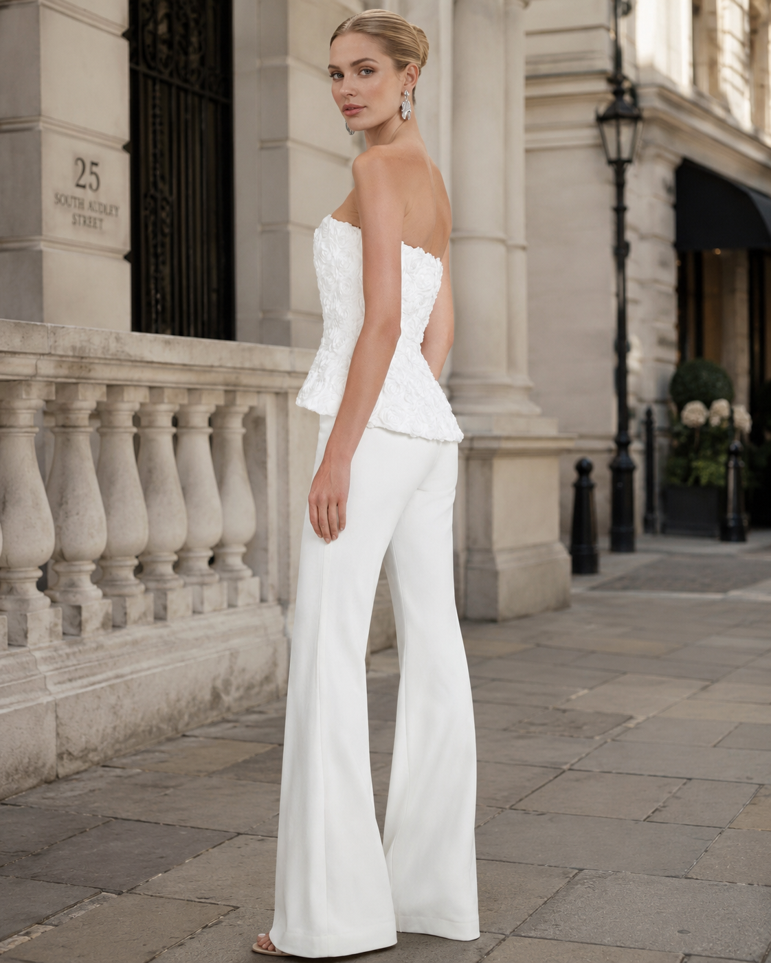 Ashra Floral Corser